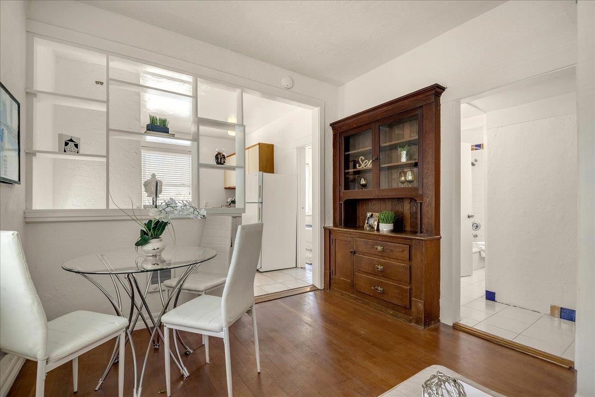 507 Easterby Street Sausalito, CA 94965 - Photo 32 of 90 a dining room with furniture and window