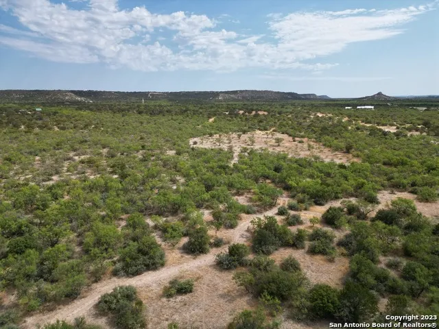 $300,000 | 1177 Tea Cup Drive, Junction, TX 76849