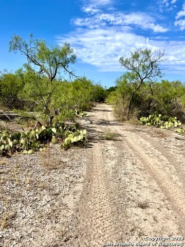 $300,000 | 1177 Tea Cup Drive, Junction, TX 76849