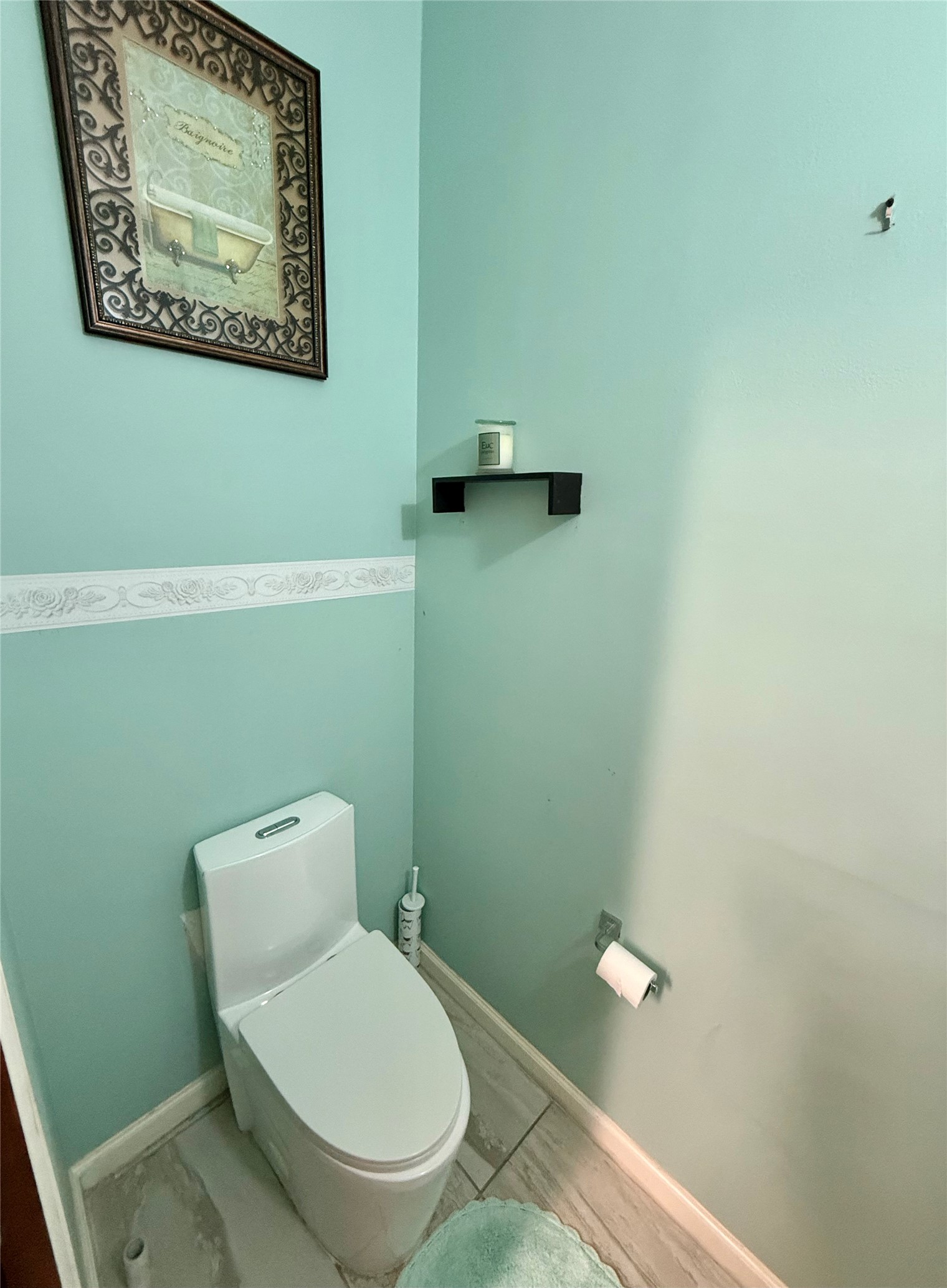 6000 Reims Road, Unit 3010 Houston, TX 77036 - Photo 10 of 28 Powder Room Toilet