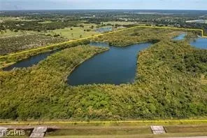 $14,001,592 | 2990 Highway 80, LaBelle, FL 33935