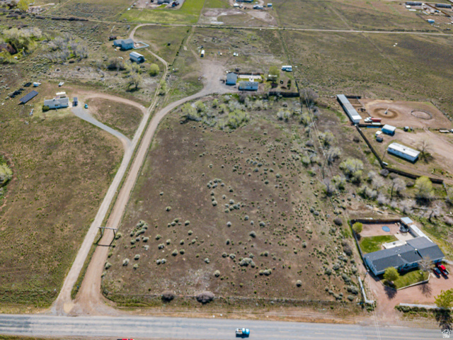 2000 North N Highway Beaver, UT 84713 - Photo 3 of 21 Aerial view of property and surrounding area with rural landscape