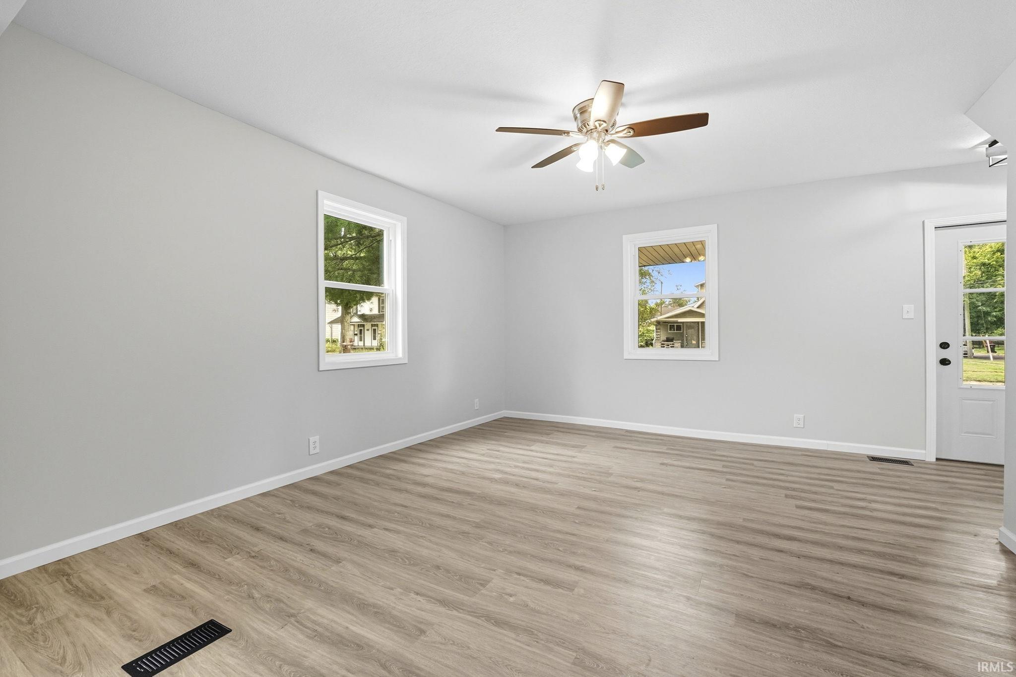 492 West Maple Street Wabash, IN 46992 - Photo 4 of 21