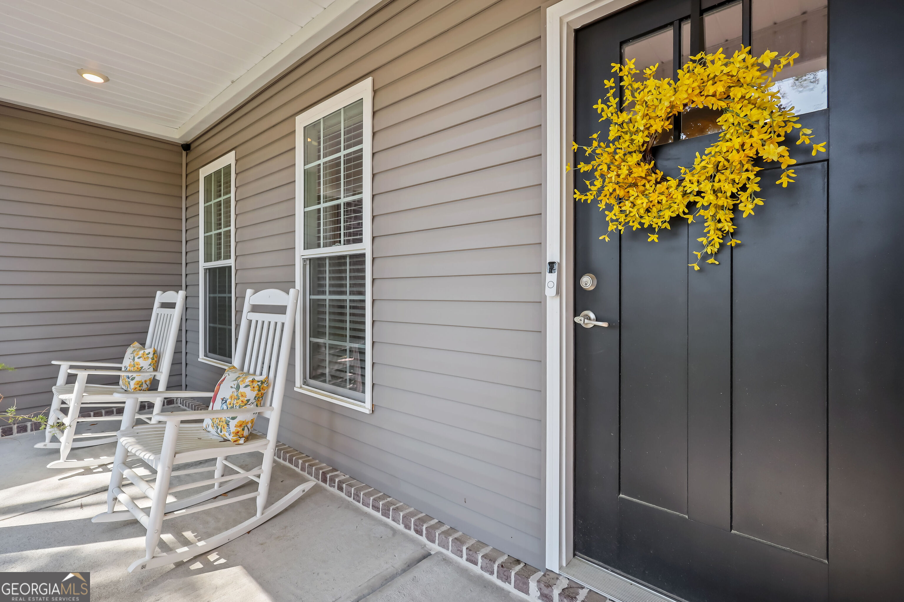 189 Common Way Jesup, GA 31545 - Photo 4 of 30 a view of front door of house