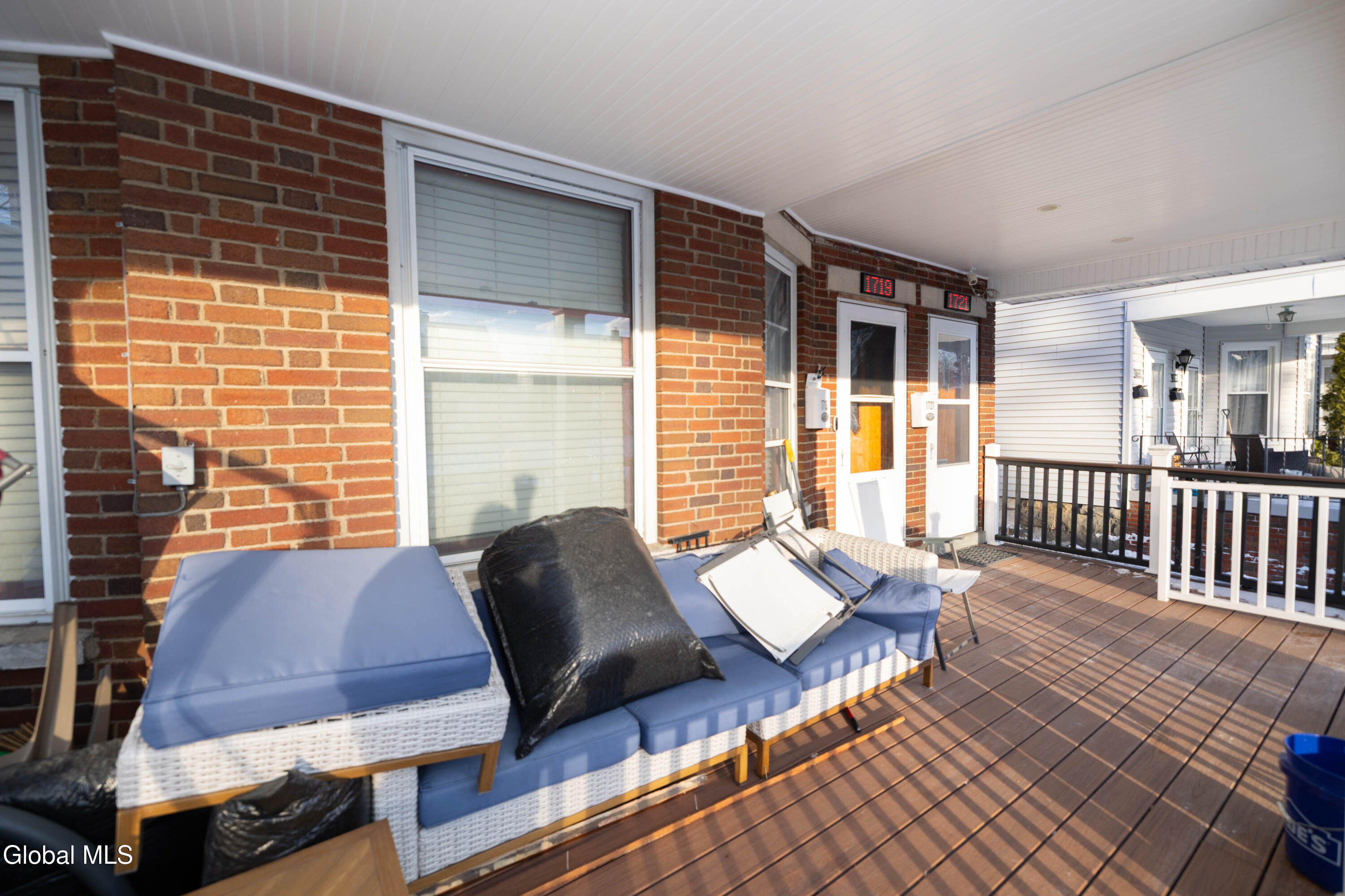 1719 Eastern Parkway Schenectady, NY 12309 - Photo 11 of 82 0S4A1353