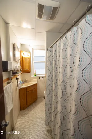 $499,000 | 1719 Eastern Parkway, Schenectady, NY 12309