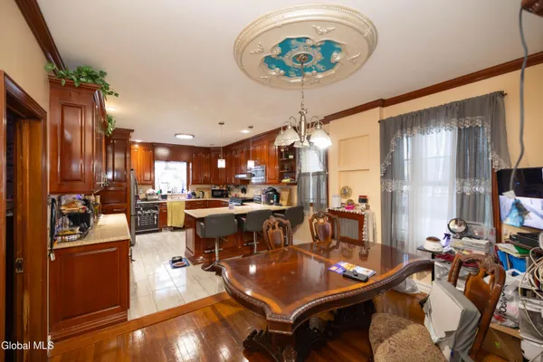 $499,000 | 1719 Eastern Parkway, Schenectady, NY 12309