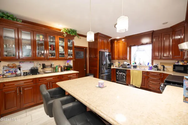 $499,000 | 1719 Eastern Parkway, Schenectady, NY 12309