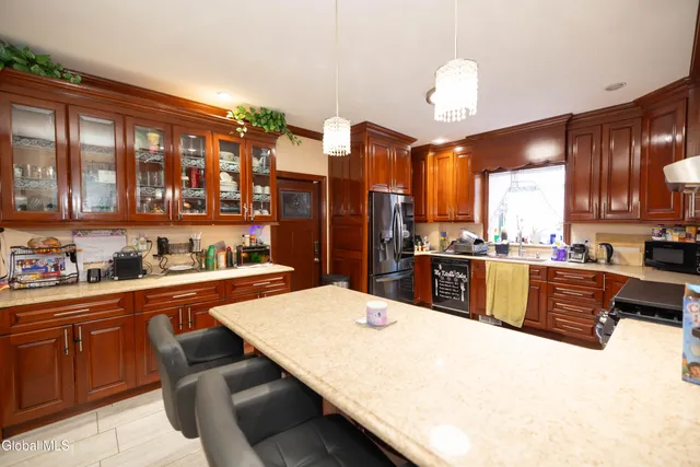 $499,000 | 1719 Eastern Parkway, Schenectady, NY 12309