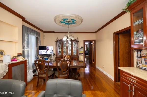 $499,000 | 1719 Eastern Parkway, Schenectady, NY 12309