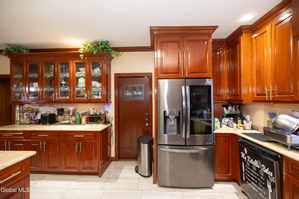 $499,000 | 1719 Eastern Parkway, Schenectady, NY 12309