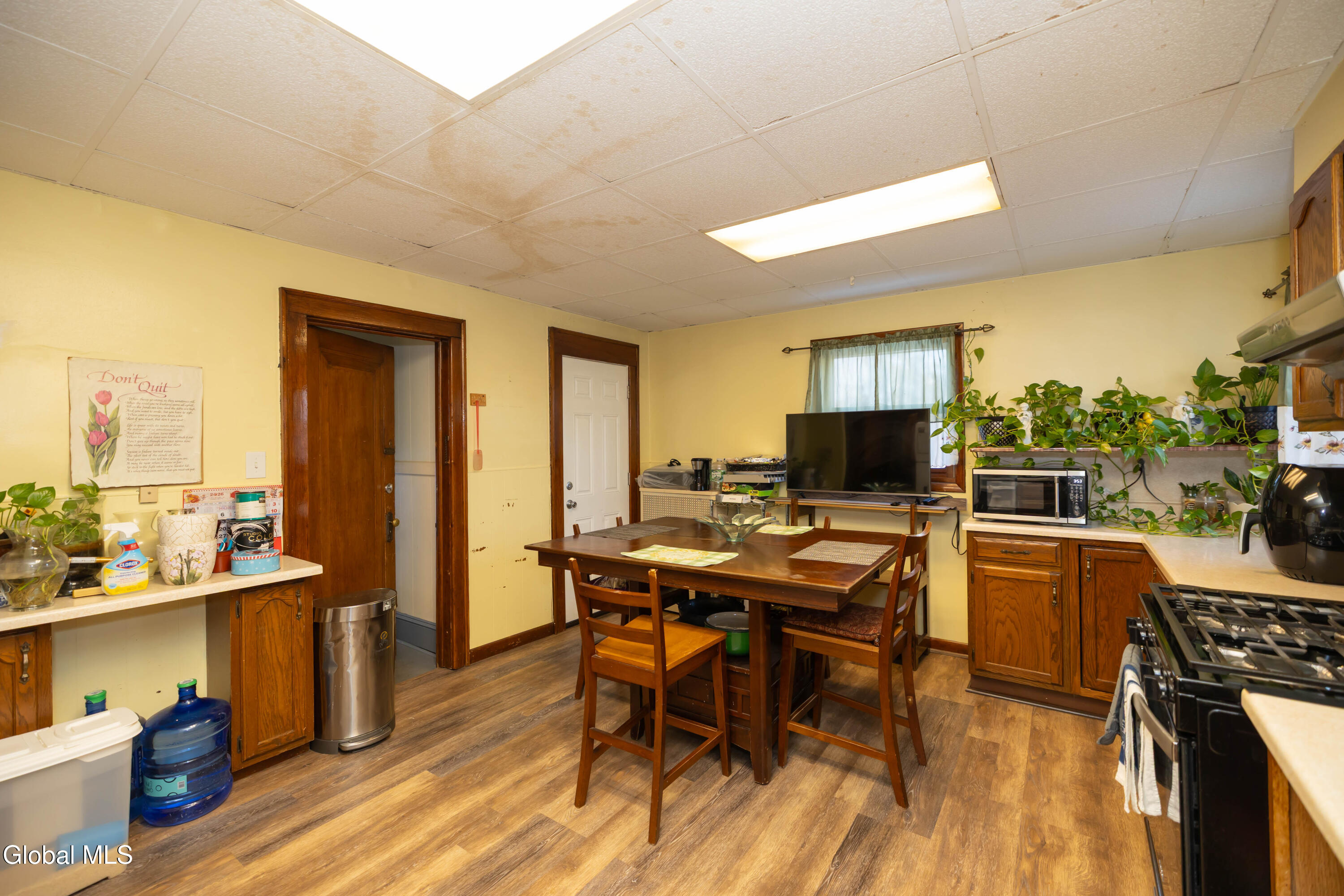 1719 Eastern Parkway Schenectady, NY 12309 - Photo 42 of 82 0S4A1429