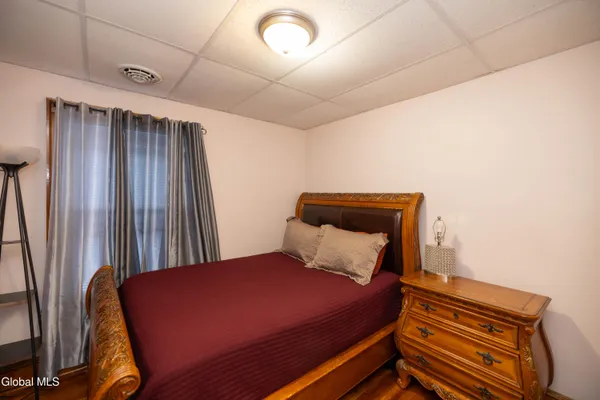 $499,000 | 1719 Eastern Parkway, Schenectady, NY 12309