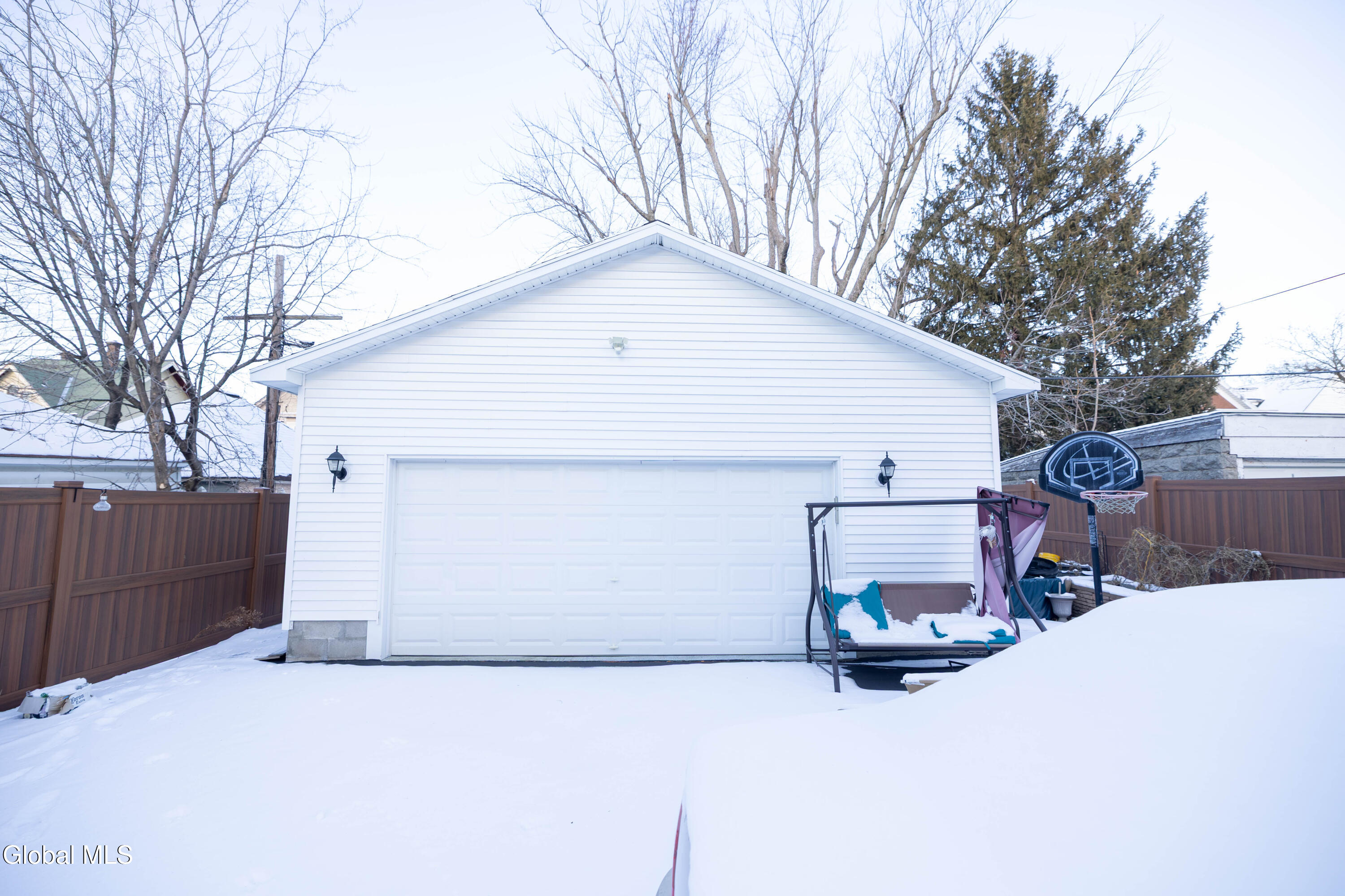 1719 Eastern Parkway Schenectady, NY 12309 - Photo 5 of 82 0S4A1407