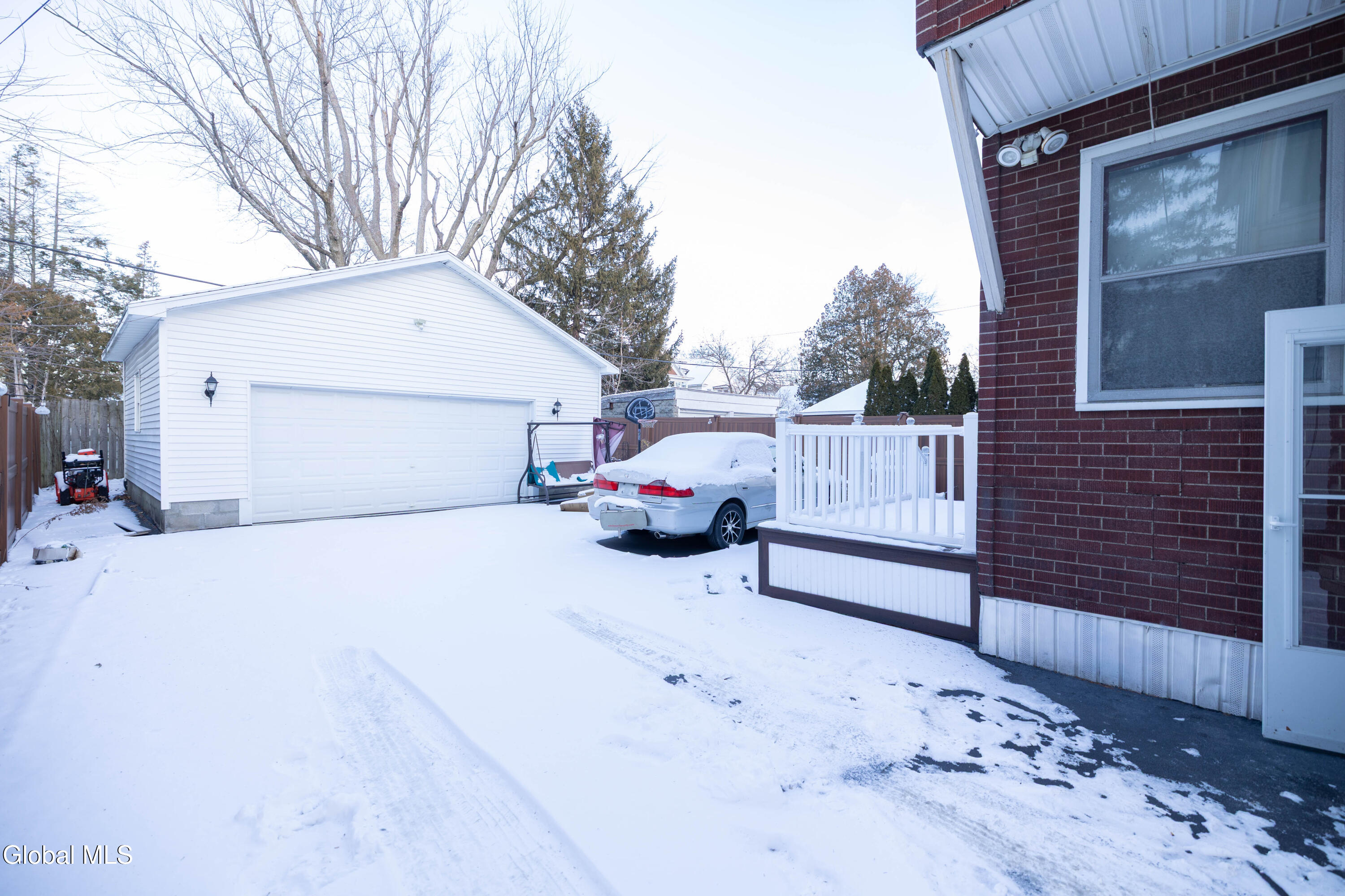 1719 Eastern Parkway Schenectady, NY 12309 - Photo 78 of 82 0S4A1403