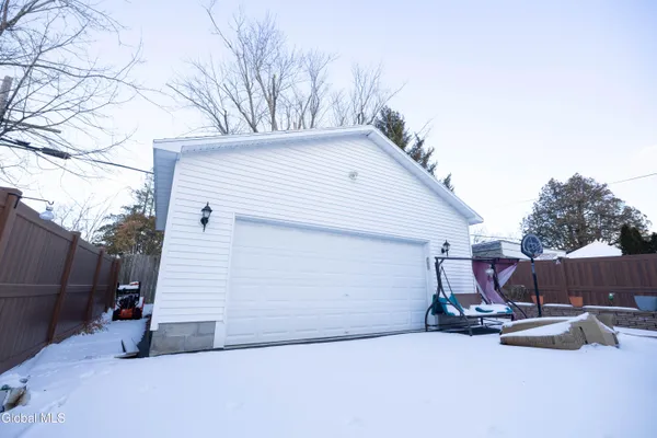 $499,000 | 1719 Eastern Parkway, Schenectady, NY 12309