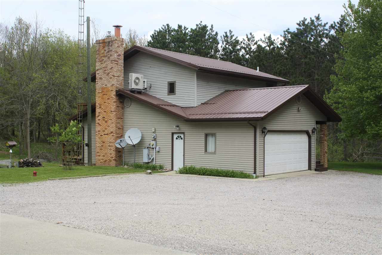 751 North Rolland Road Weidman, MI 48893 - Photo 4 of 57 1874960-3.JPG