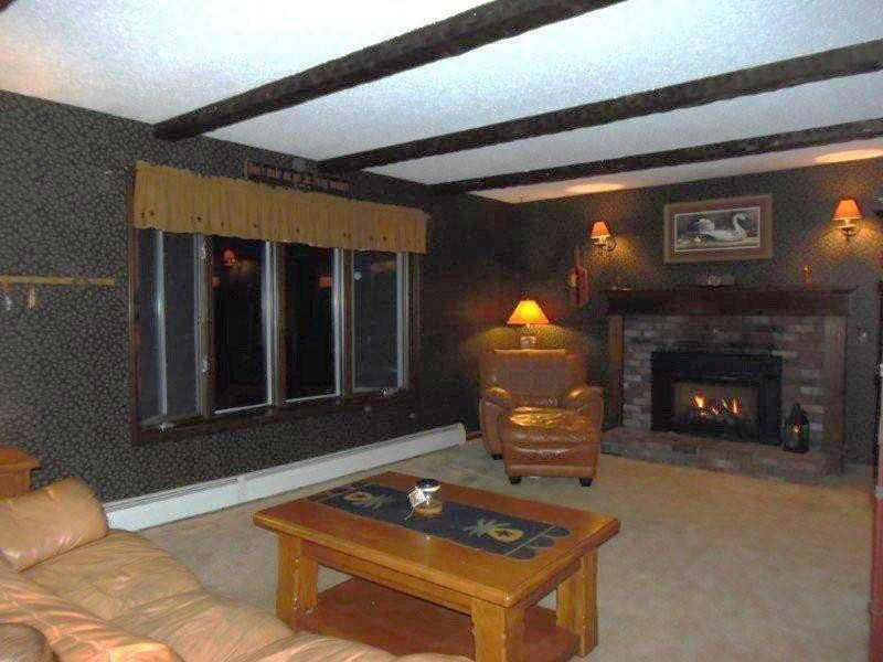 115 Albion Road Waterville, ME 04901 - Photo 6 of 22 Living Room. Large windows