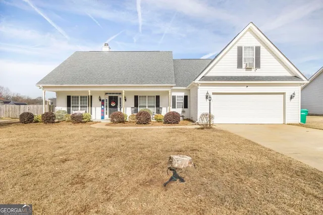 $315,000 | 167 Holly Pointe, Warner Robins, GA 31088