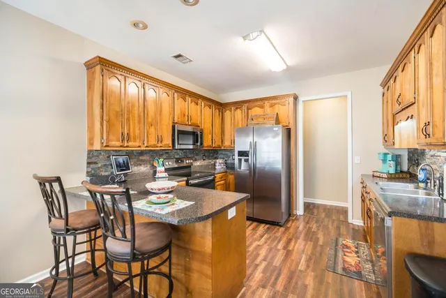 $315,000 | 167 Holly Pointe, Warner Robins, GA 31088