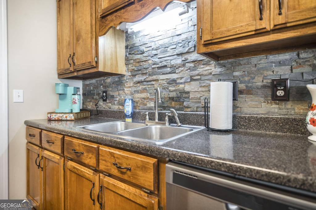 167 Holly Pointe Warner Robins, GA 31088 - Photo 14 of 35