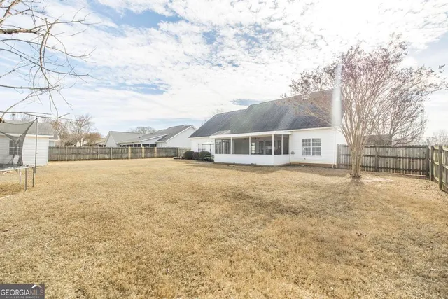 $315,000 | 167 Holly Pointe, Warner Robins, GA 31088