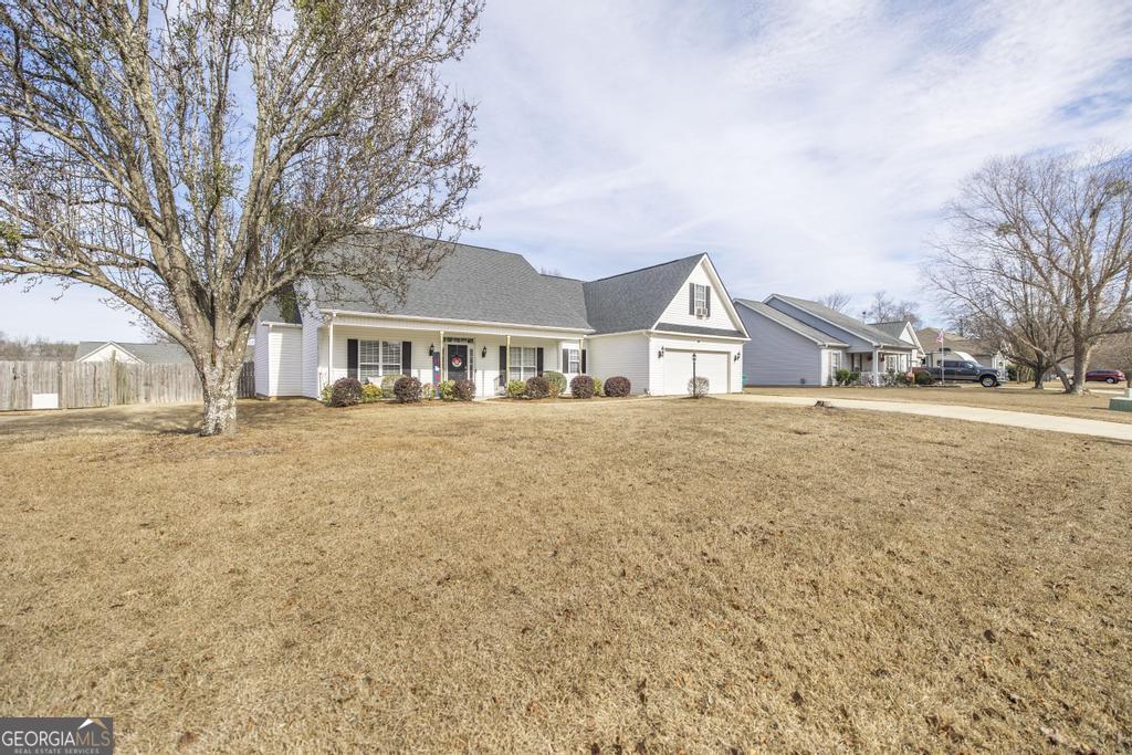 167 Holly Pointe Warner Robins, GA 31088 - Photo 4 of 35