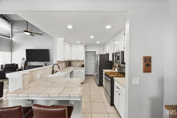 $385,000 | Undisclosed Address, Bakersfield, CA 93311