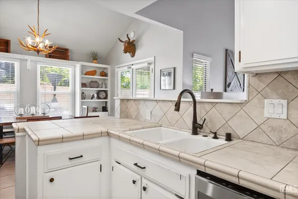 $385,000 | Undisclosed Address, Bakersfield, CA 93311