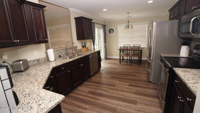 $1,995 | 412 Ridgeway Drive, Sneads Ferry, NC 28460