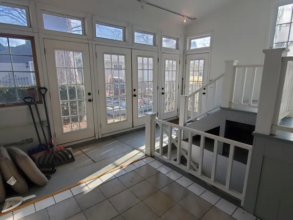 $2,750 | 2054 North Cambridge Avenue, Milwaukee, WI 53202