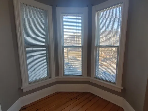 $2,750 | 2054 North Cambridge Avenue, Milwaukee, WI 53202