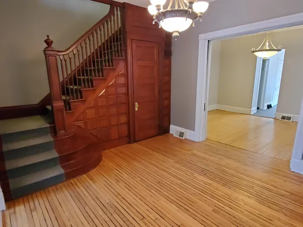 $2,750 | 2054 North Cambridge Avenue, Milwaukee, WI 53202