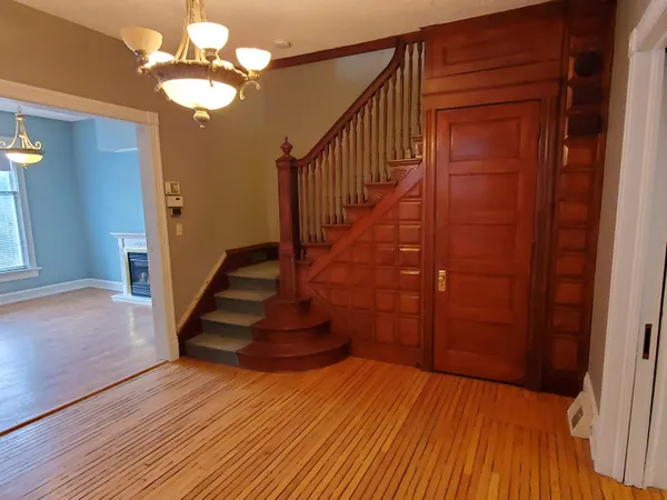 $2,750 | 2054 North Cambridge Avenue, Milwaukee, WI 53202