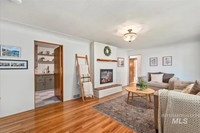 $515,000 | 308 North Gem Street, Nampa, ID 83651