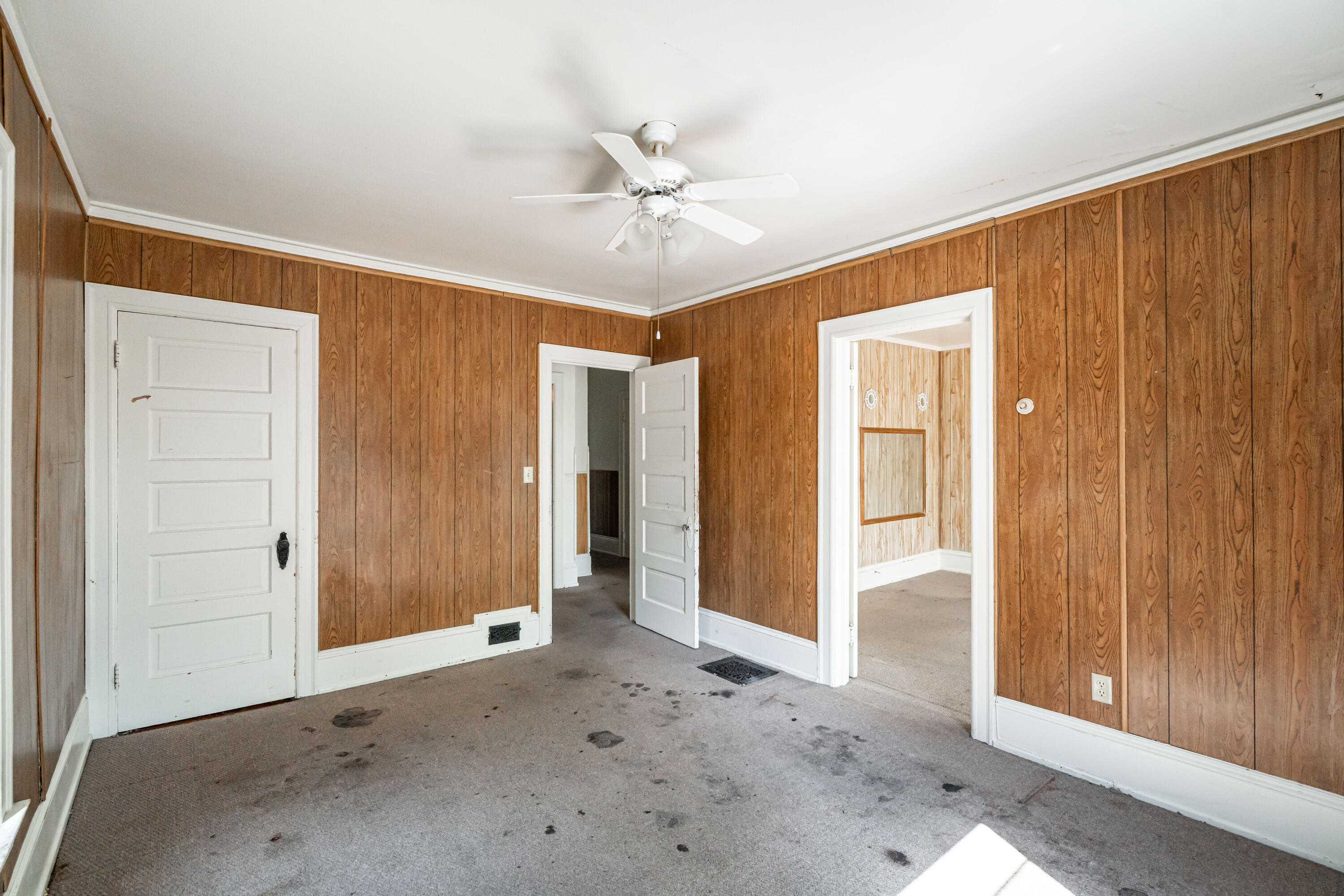 2043 North 28th Street Milwaukee, WI 53208 - Photo 26 of 42 DSC08130