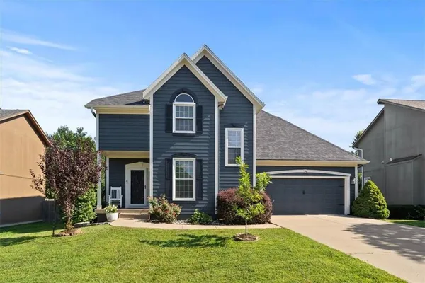 $450,000 | 14168 West 150th Court, Olathe, KS 66062