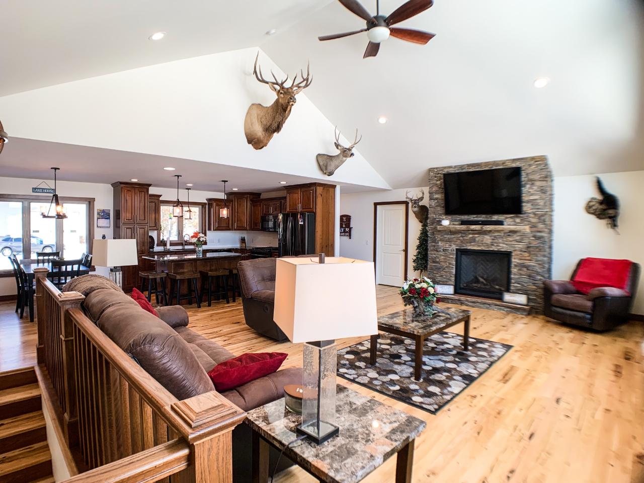 10288 Tomanok Road Tomahawk, WI 54487 - Photo 4 of 49 Gallery Image 4