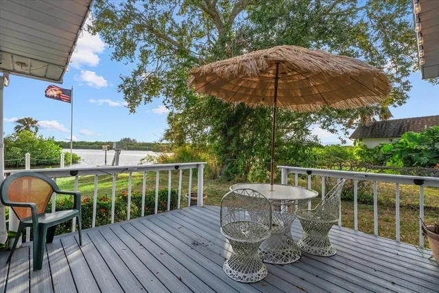 $749,000 | 5206 18th Avenue East, Bradenton, FL 34208