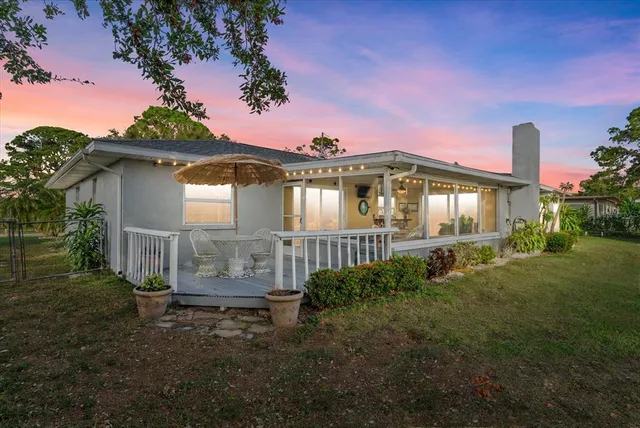 $749,000 | 5206 18th Avenue East, Bradenton, FL 34208