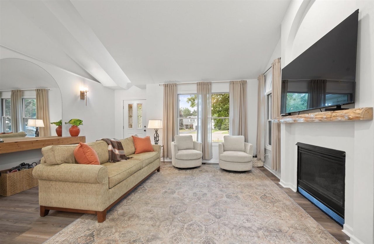 6401 Woodbrook Road Linden, MI 48451 - Photo 8 of 32 Gallery Image 8
