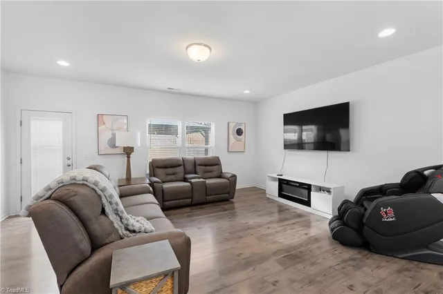 $342,000 | 1380 Finwick Drive, Pfafftown, NC 27040