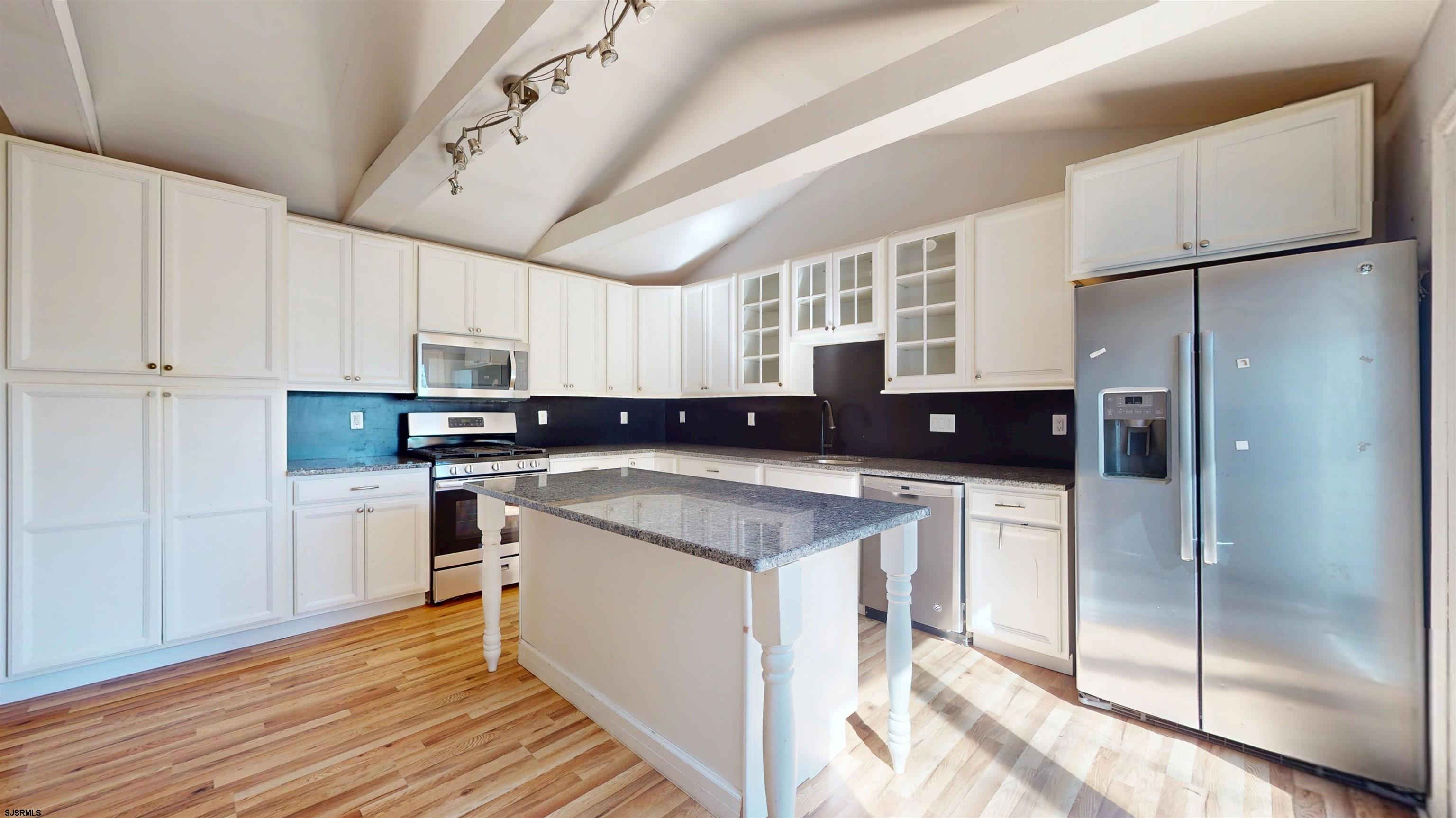 502 Shore Road Northfield, NJ 08225 - Photo 7 of 39