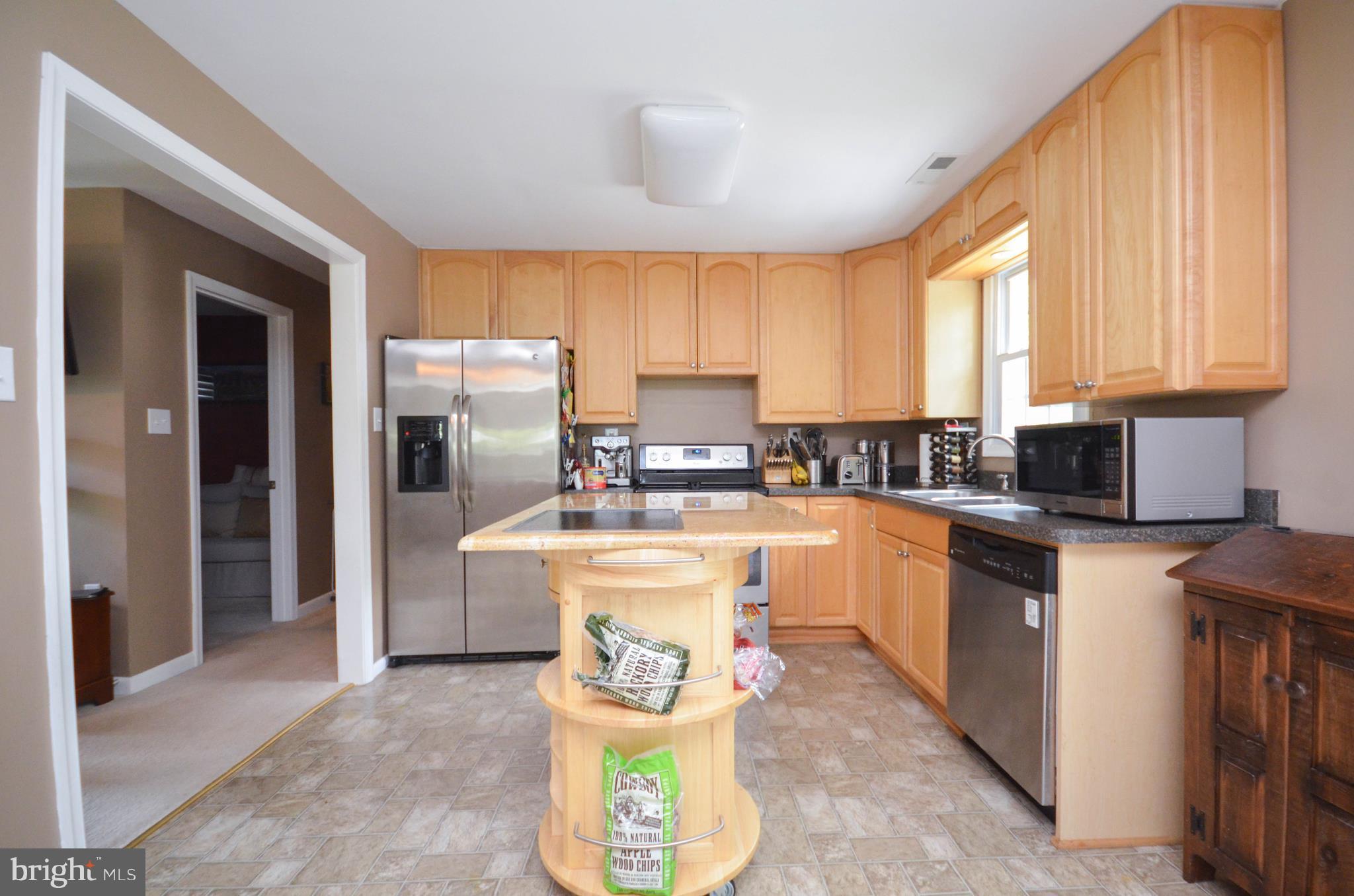 73 Ferry Road Fredericksburg, VA 22405 - Photo 6 of 19 Kitchen