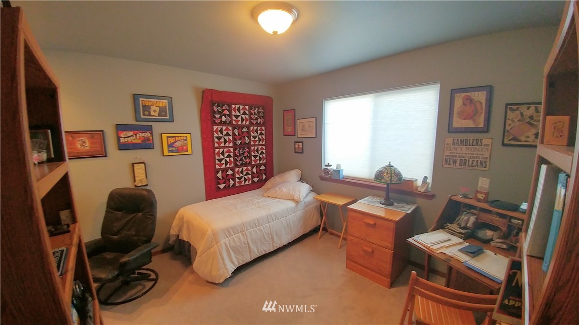 2462 Douglas Road Ferndale, WA 98248 - Photo 17 of 24