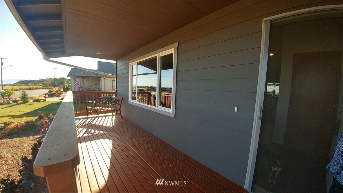 2462 Douglas Road Ferndale, WA 98248 - Photo 3 of 24