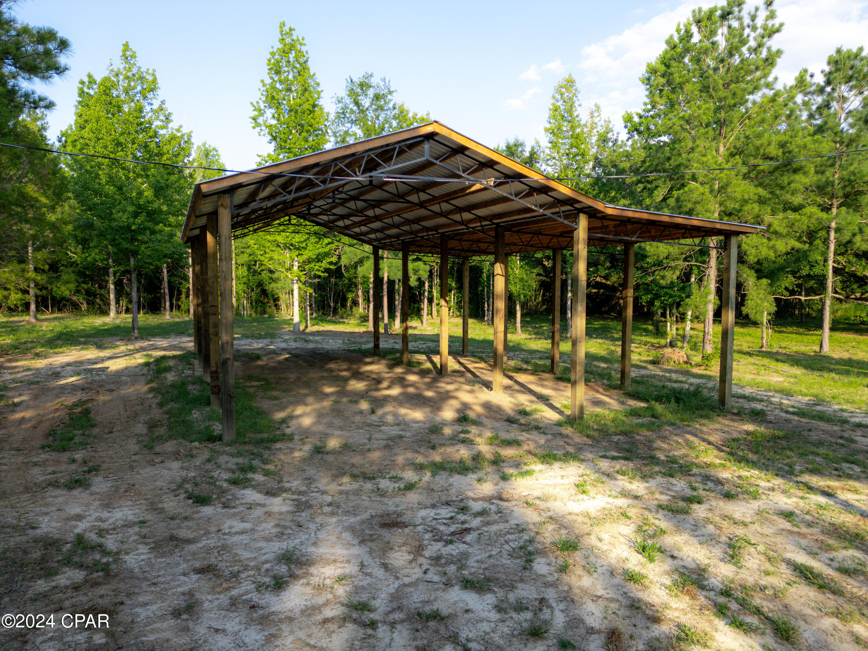 1596 Lonnie Road Chipley, FL 32428 - Photo 5 of 11 Gallery Image 5