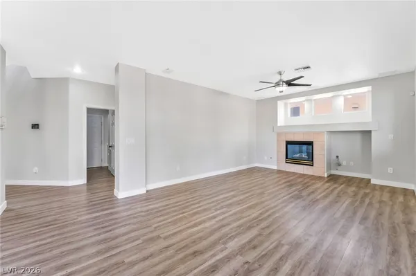 $3,000 | 9604 Windom Point Avenue, Las Vegas, NV 89129