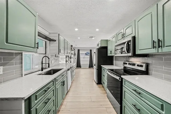 $370,000 | 1810 Driftwood Circle South, Oldsmar, FL 34677