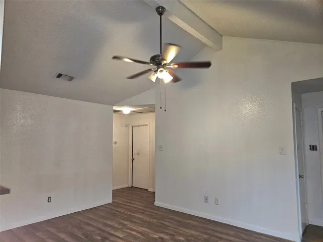 $1,475 | 10810 Parkland Woods Drive, Sugar Land, TX 77498